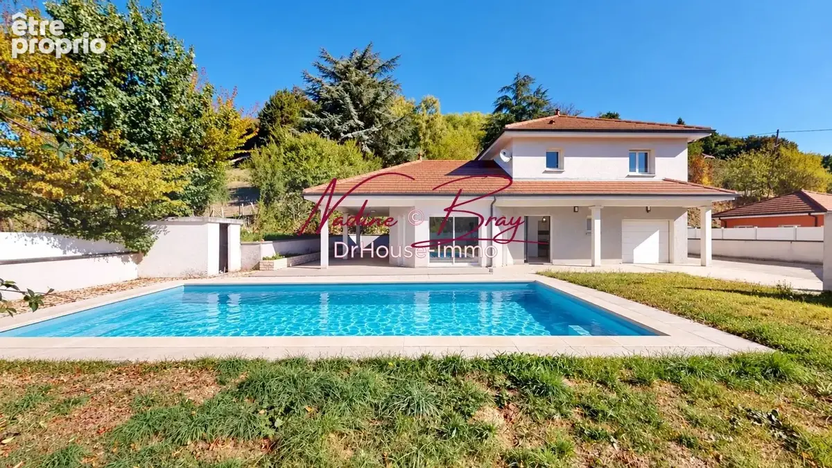 Maison à LA TOUR-DU-PIN