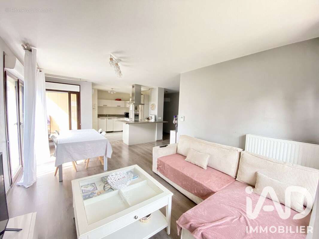 Photo 7 - Appartement à LES PAVILLONS-SOUS-BOIS