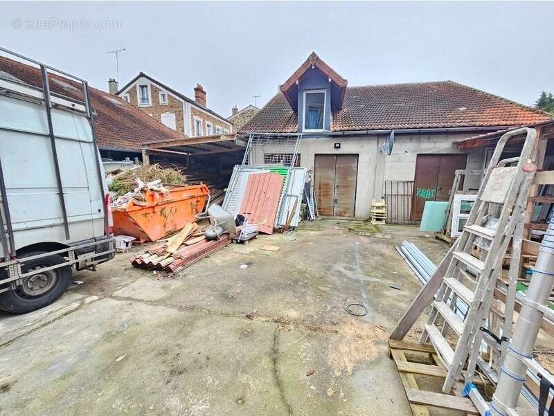 Appartement à CORBEIL-ESSONNES