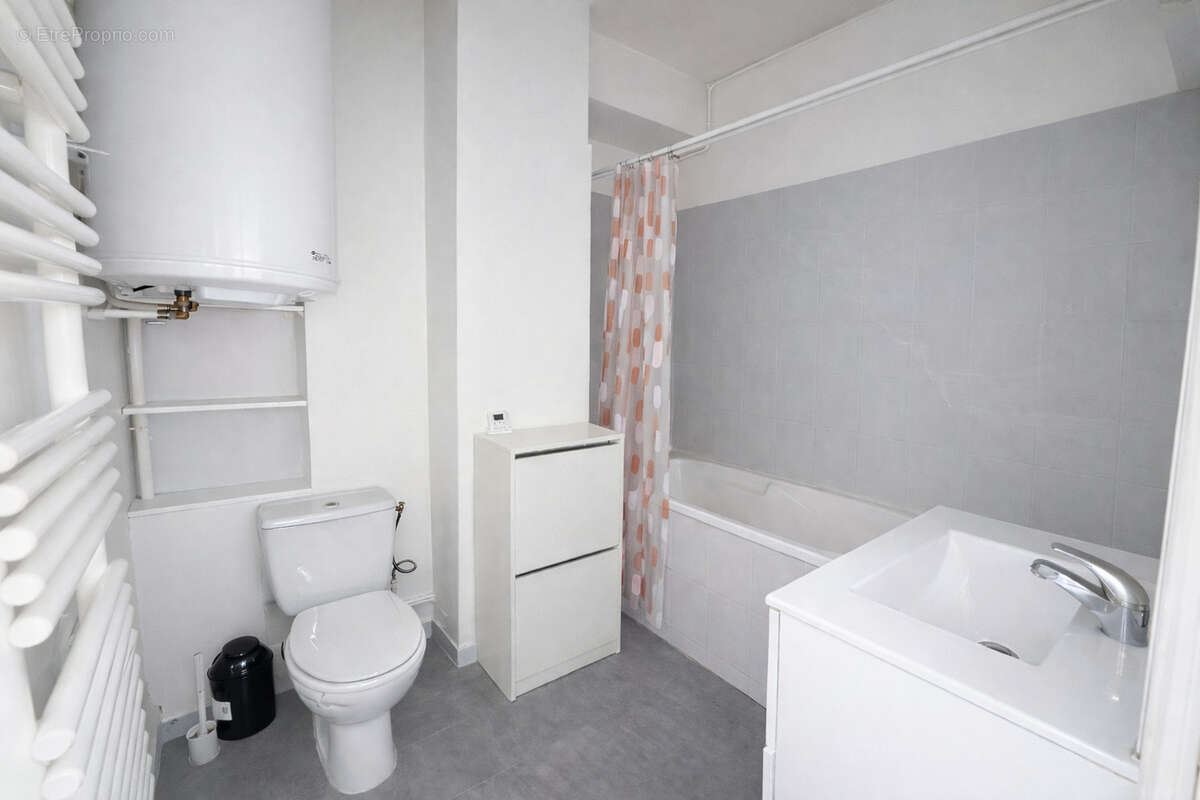 Appartement à MARSEILLE-8E