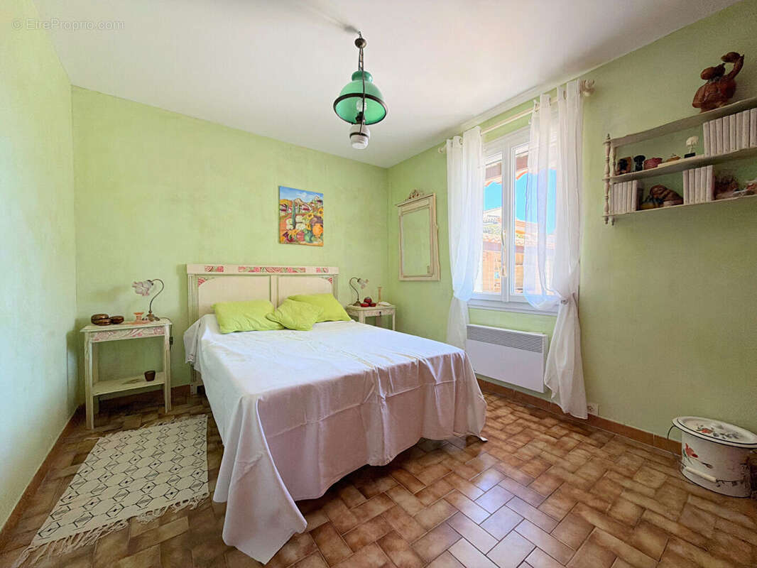 Maison à VILLELAURE