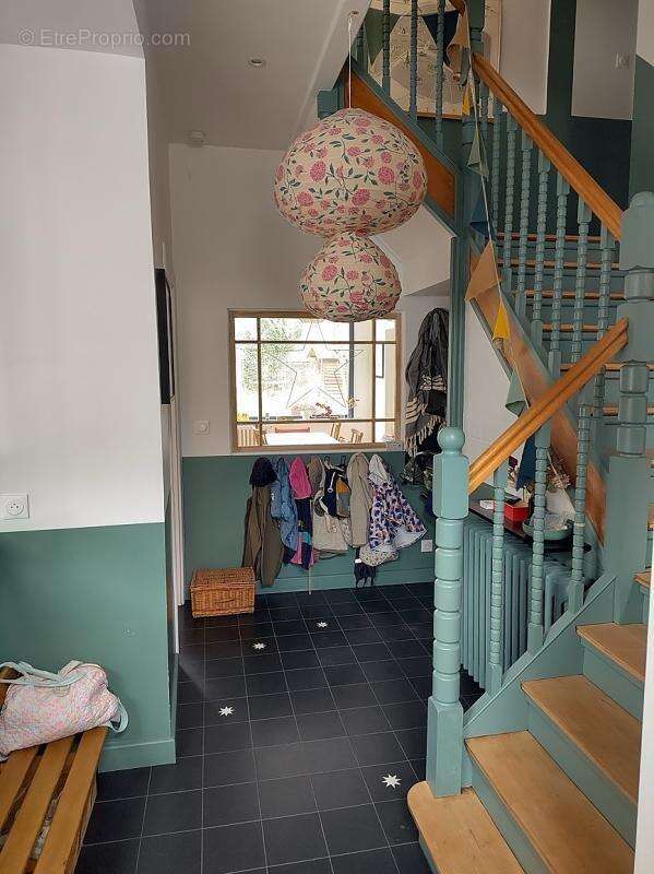Superbe maison 200m² avec jardin de 250m² - photo 7
