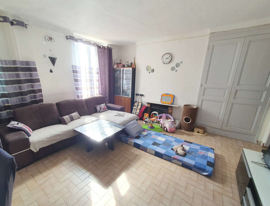 Appartement à FAYENCE