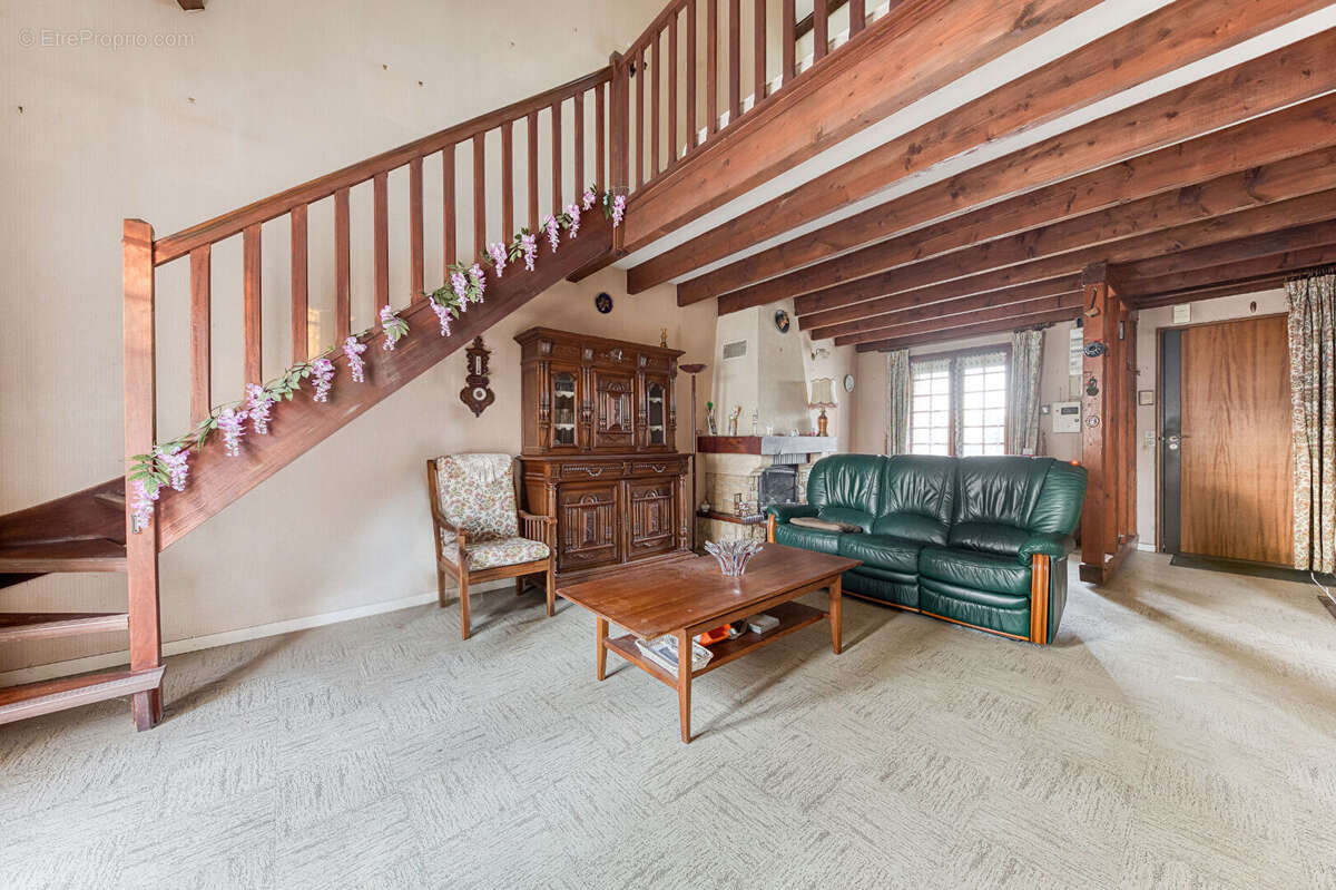 Maison à PONTAULT-COMBAULT