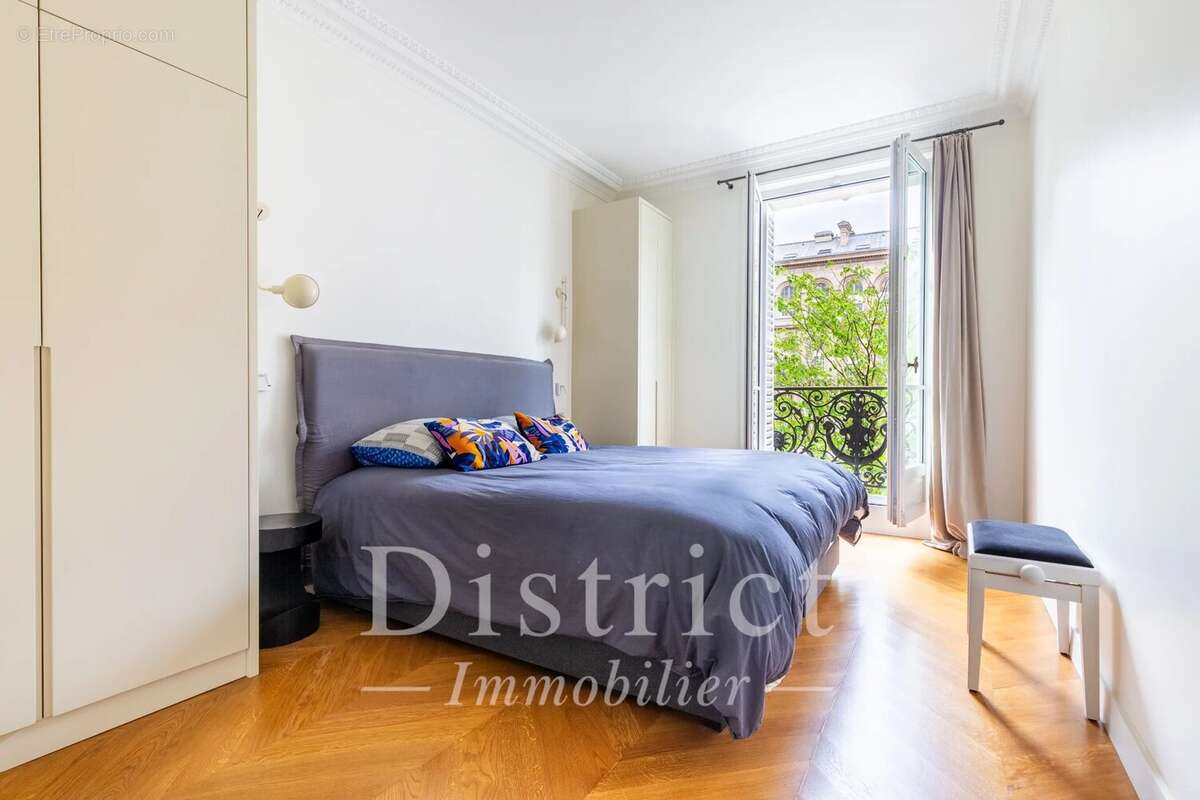 Appartement à PARIS-4E