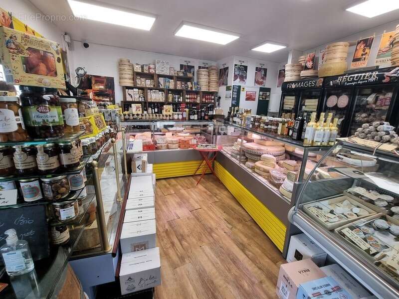 Commerce à LE CHATEAU-D&#039;OLERON