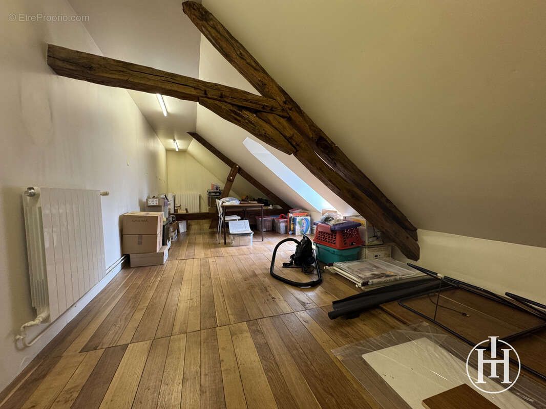 Maison à CHARENTON-DU-CHER