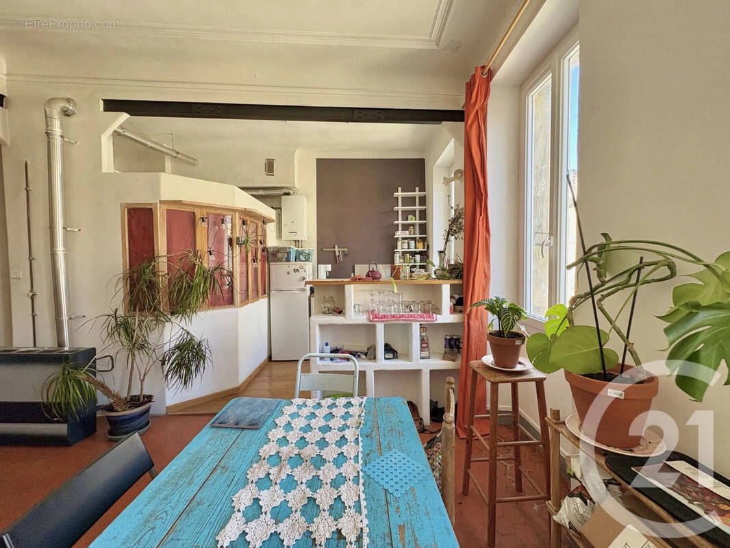 Appartement à MARSEILLE-1E