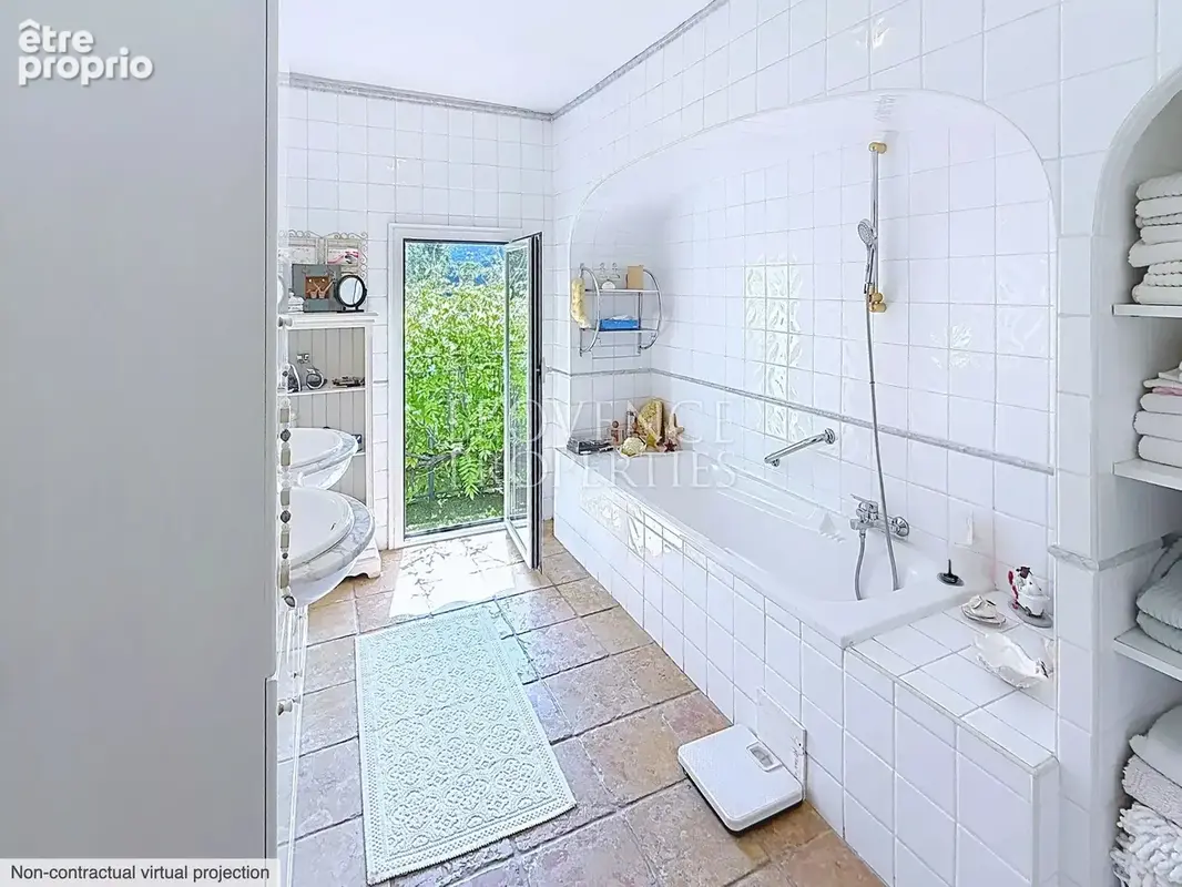 Propriété d'exception avec moulin du 19ème siècle, villa indépendante, 2 piscines sur 1,6 hectare - photo 45