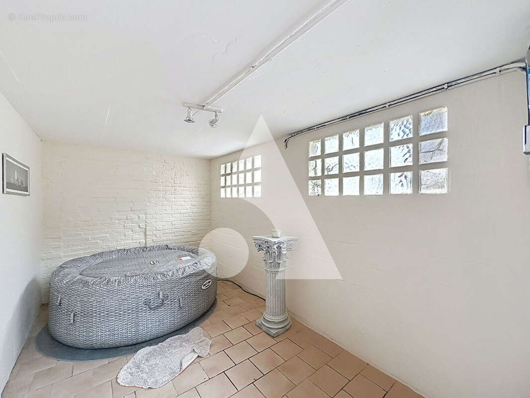 Maison à FRESNES-SUR-ESCAUT