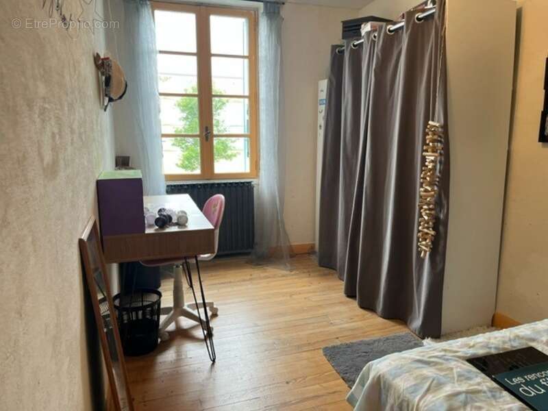 A vendre Maison de ville au coeur de BAGNERES DE BIGORRE avec un jardin  () - photo 24