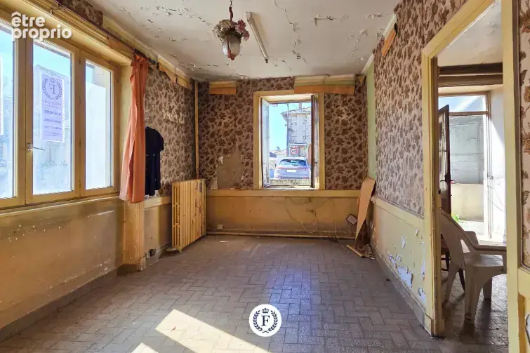 Exclusivité   grande maison de village de 200 m2 à rénover   fort potentiel - photo 12
