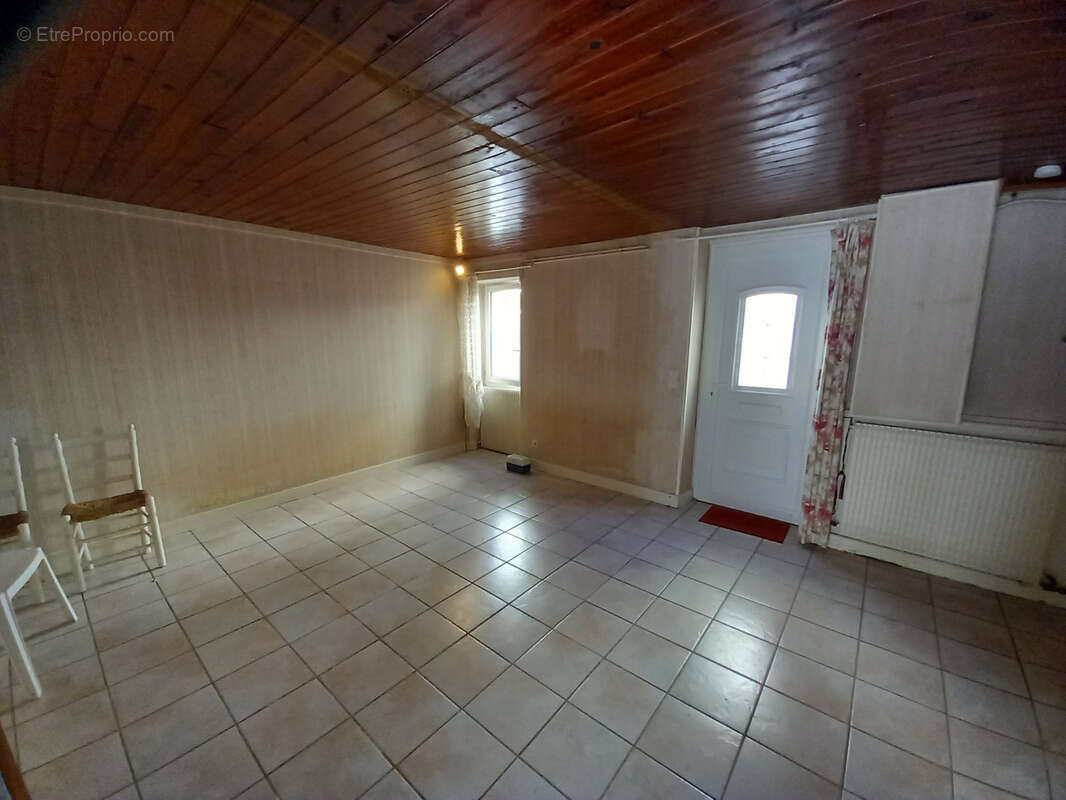 Maison à FUMEL