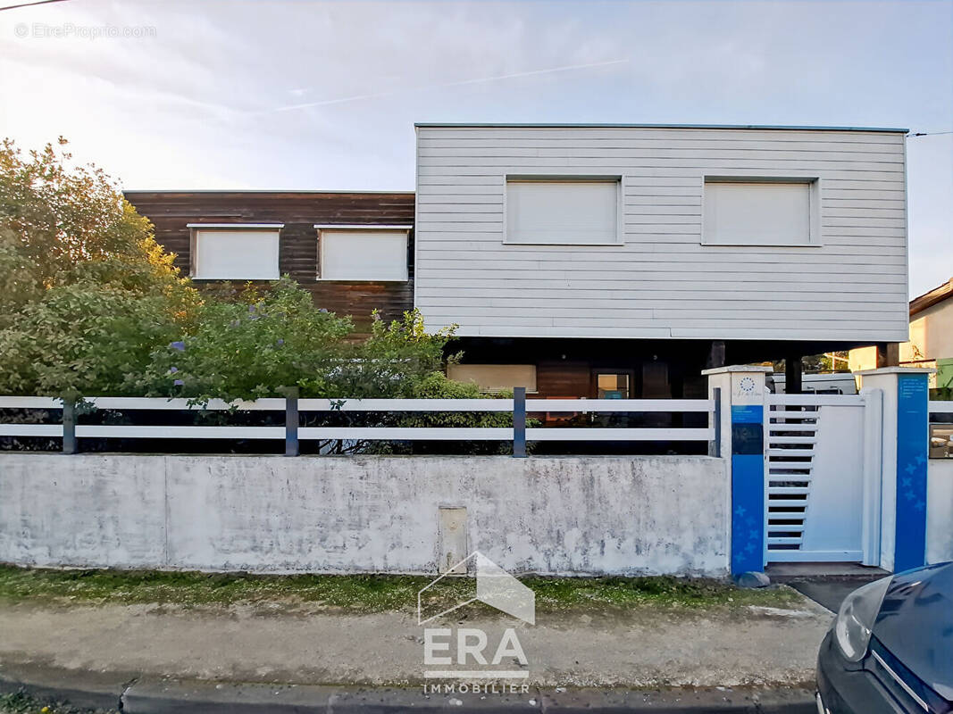 Maison à PESSAC