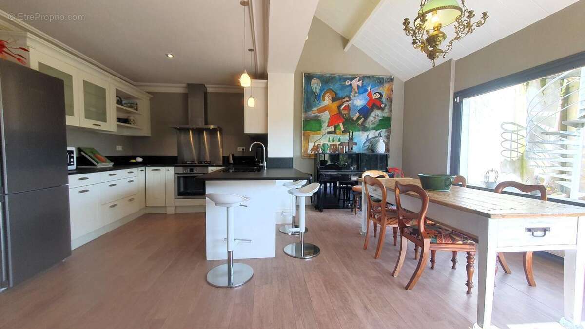 Maison à VILLEFRANCHE-DE-ROUERGUE