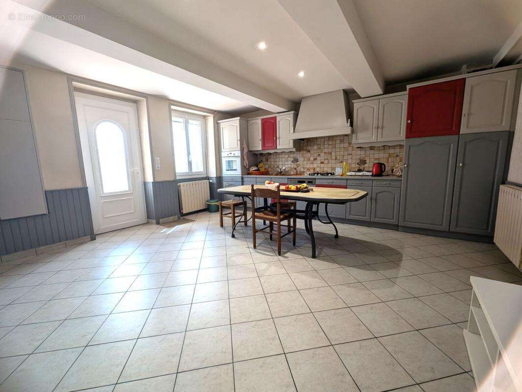 Maison 140 m² à Melay  - photo 3