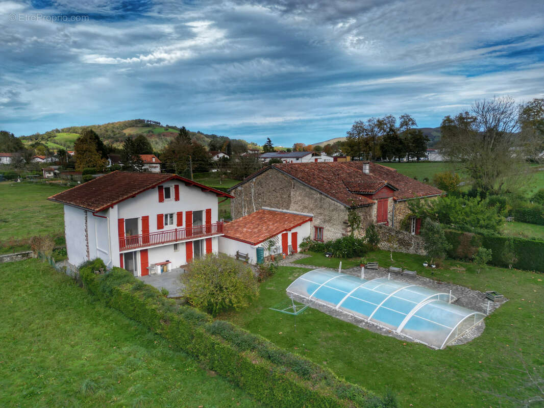 Maison à SAINT-JEAN-PIED-DE-PORT