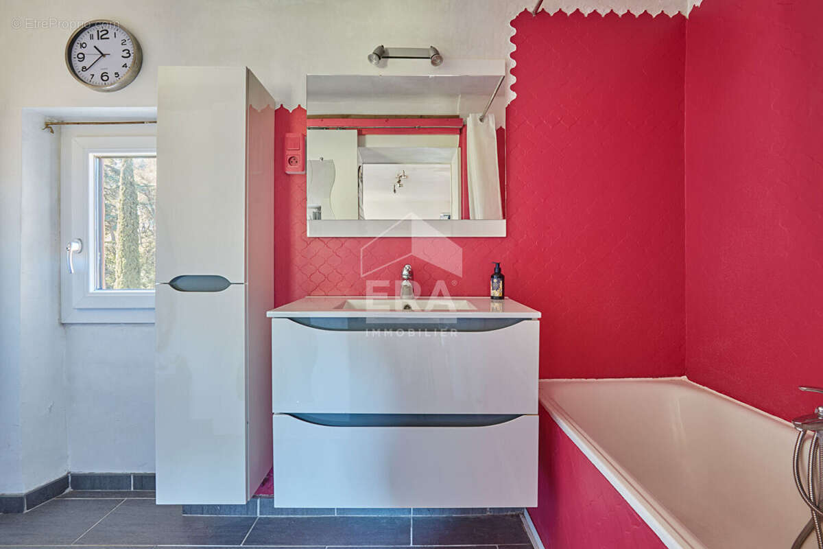 Appartement à CABRIES