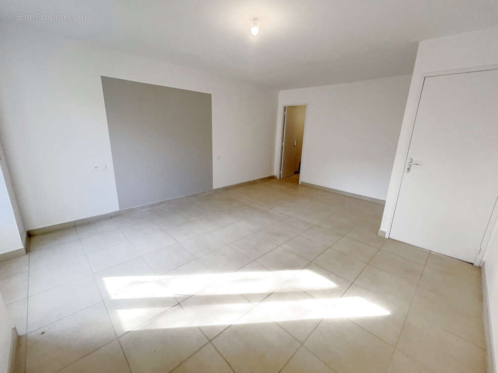 Maison à ESPALY-SAINT-MARCEL