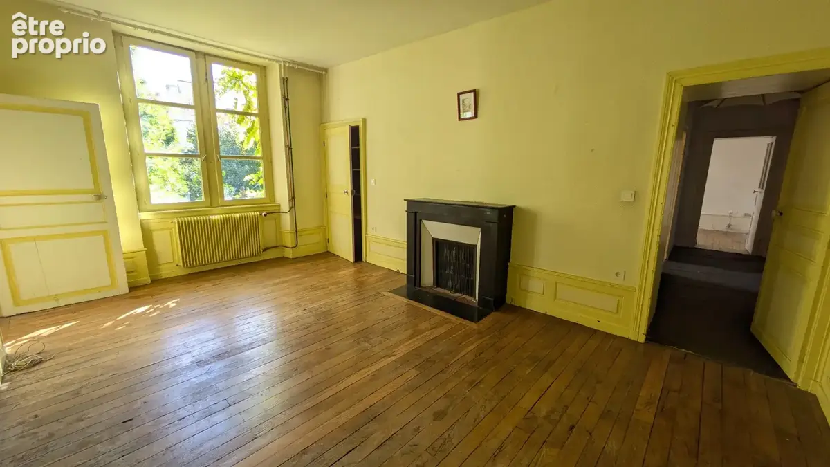Jolie et grande propriété sur RIOM - photo 13