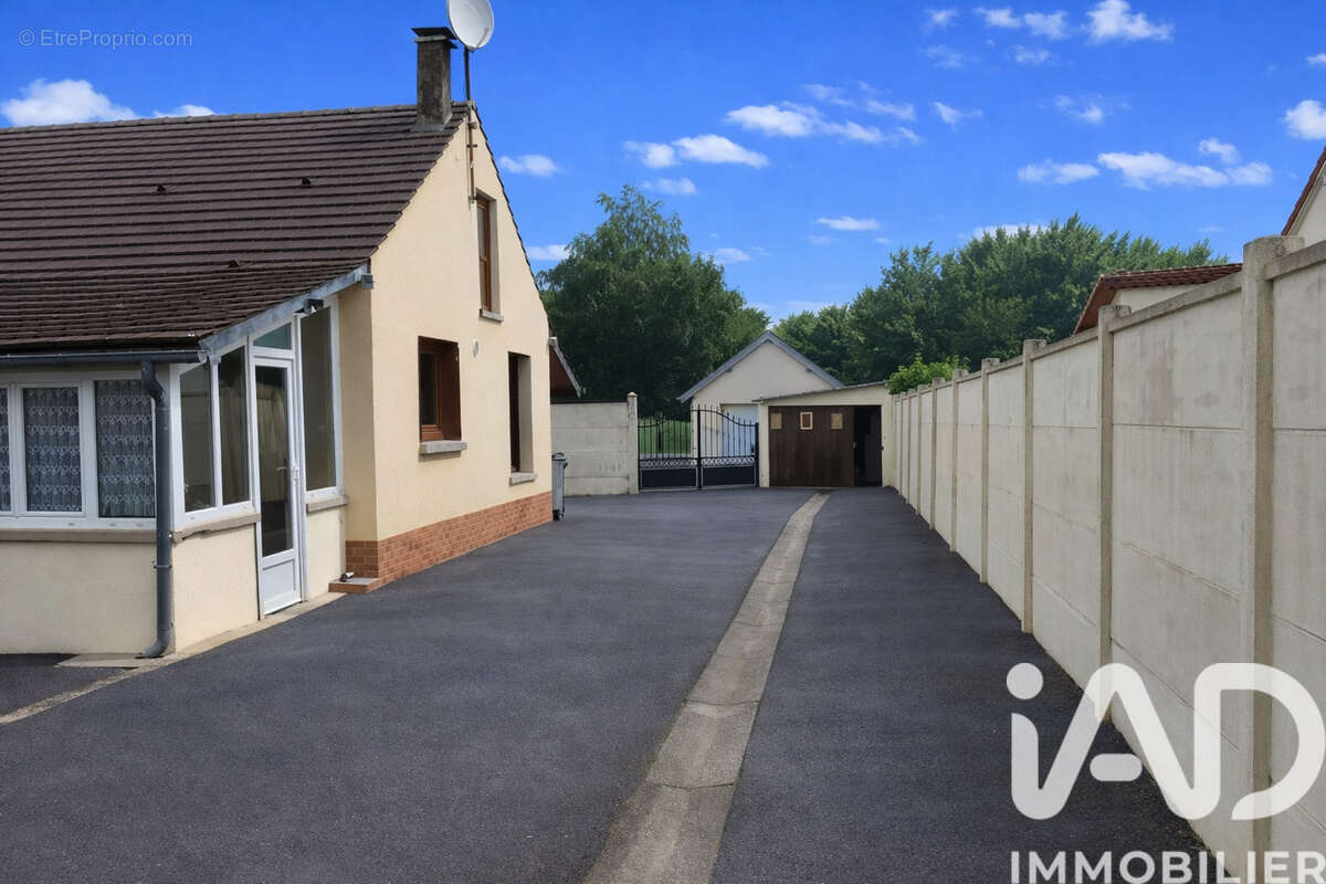Photo 2 - Maison à SAINT-GERMER-DE-FLY