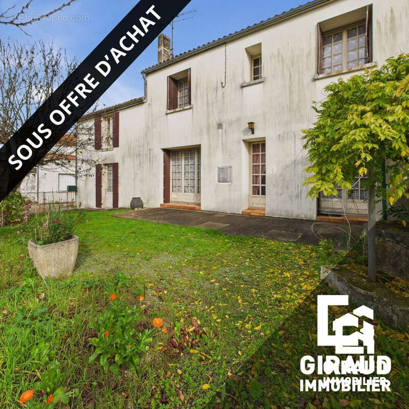 Maison à SAINT-PIERRE-LE-VIEUX