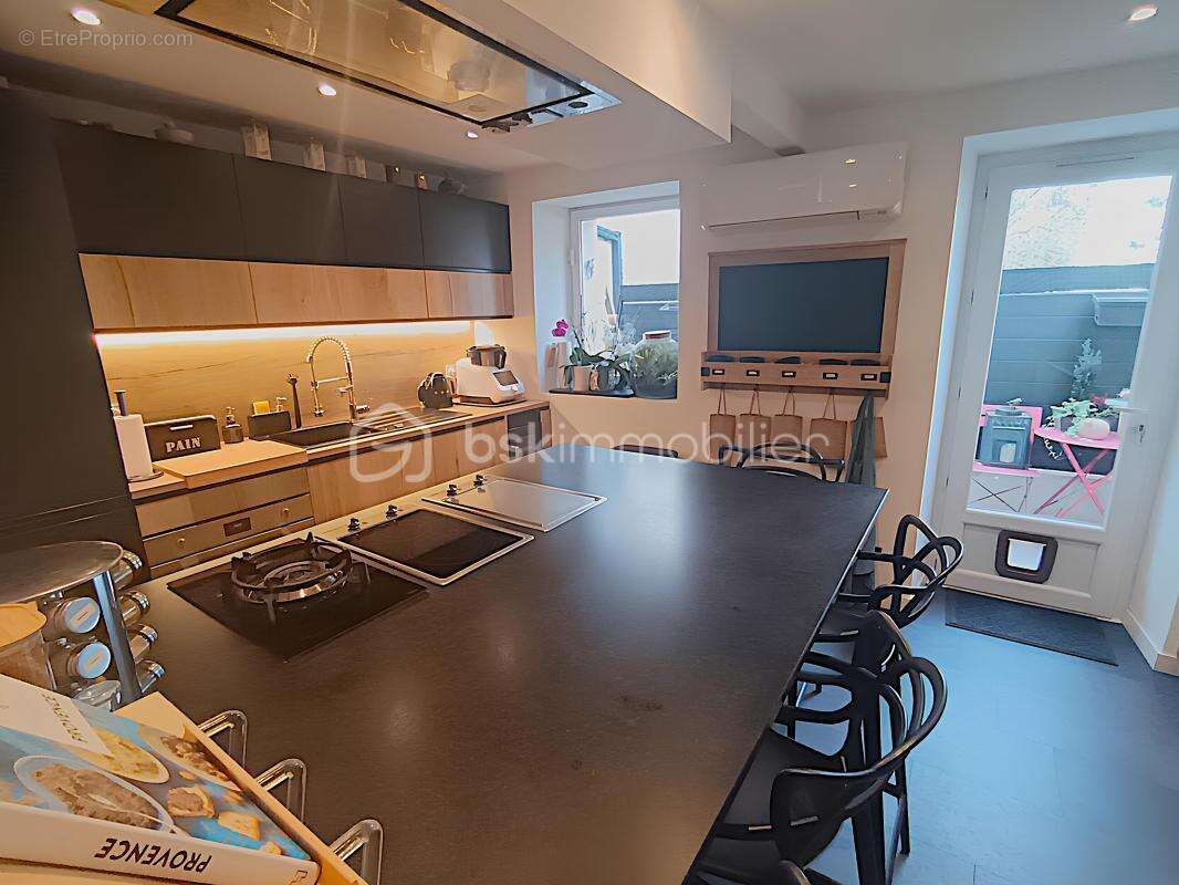 Maison à SIX-FOURS-LES-PLAGES