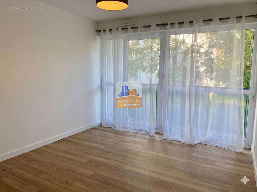 Appartement à REZE