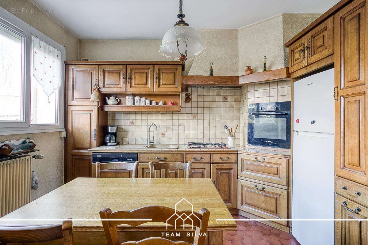 Maison à SEREZIN-DU-RHONE