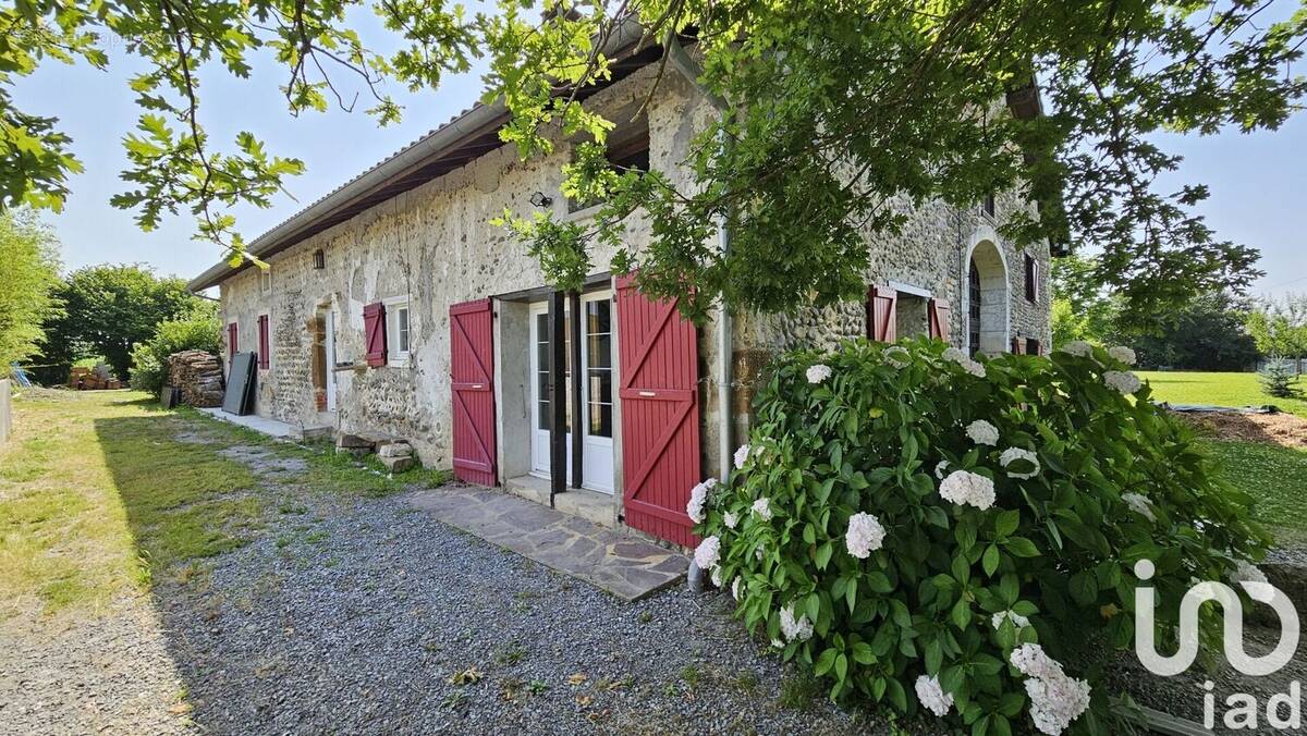Photo 1 - Maison à SAINT-PE-DE-LEREN