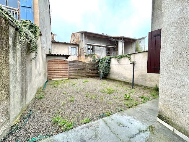 Appartement à NEGREPELISSE