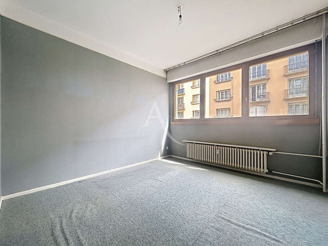 Appartement F3 Metz gare - 2 chambres avec garage et cave - photo 7