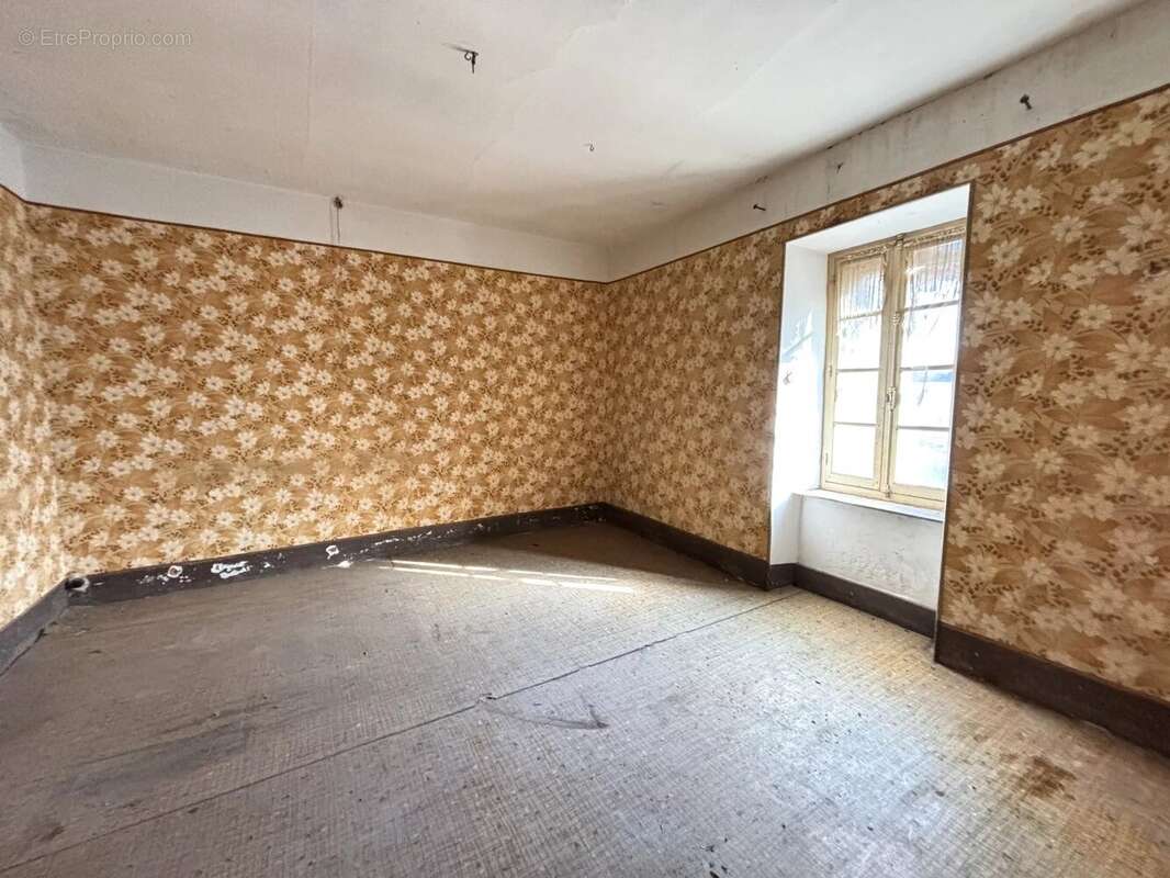 Maison à BLOMAC