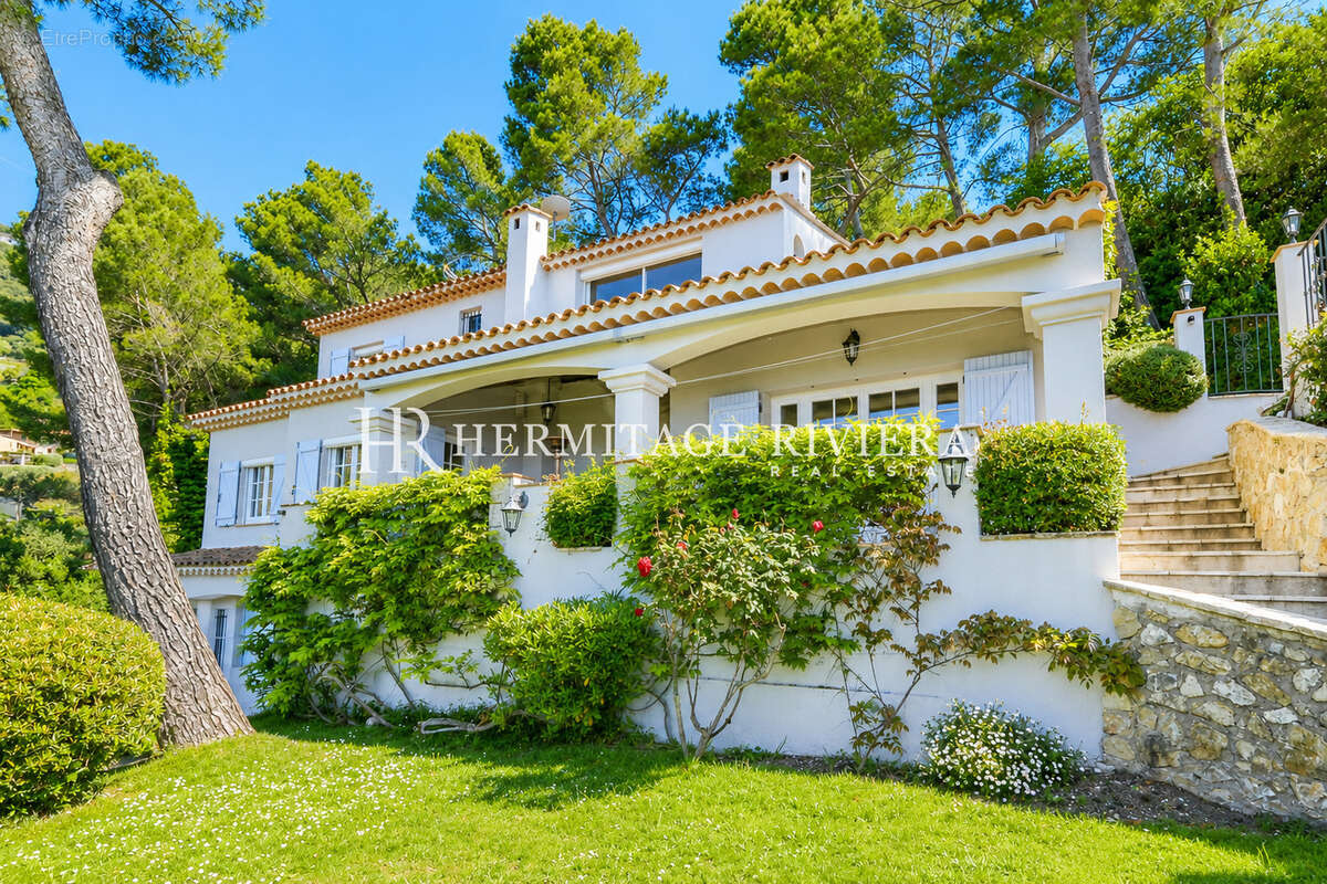 Maison 236 m² à Eze  - photo 19