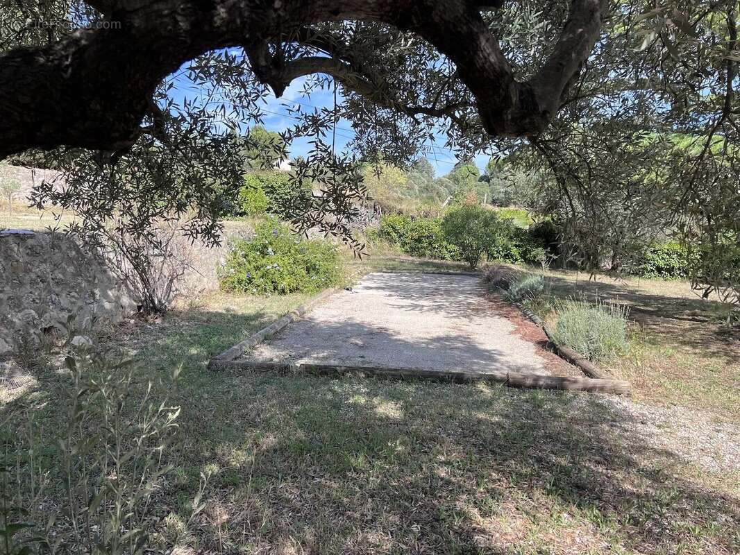 Maison à LE CASTELLET