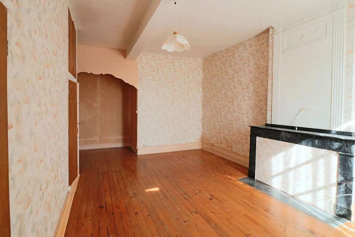 IDEAL INVESTISSEUR, appartement de 221m² pouvant être divisé - photo 6