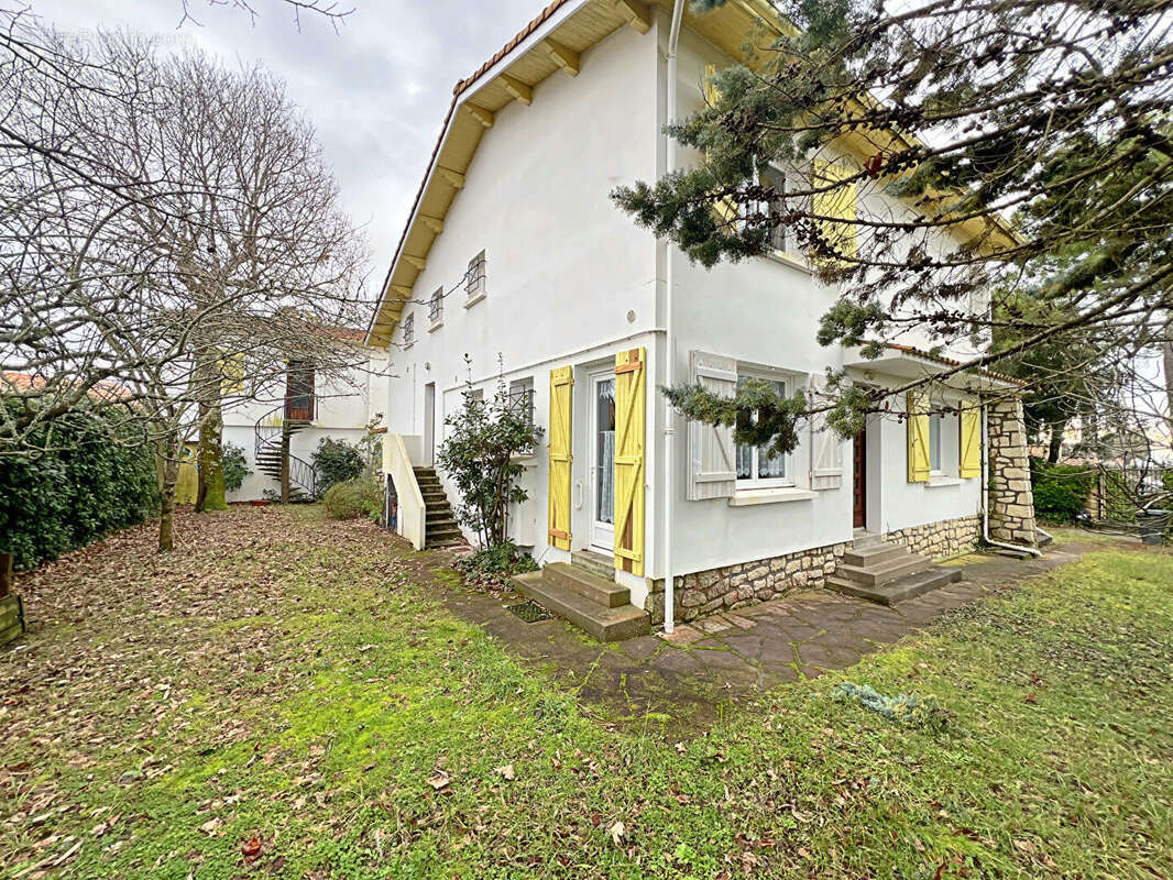 Maison à SAINT-PALAIS-SUR-MER