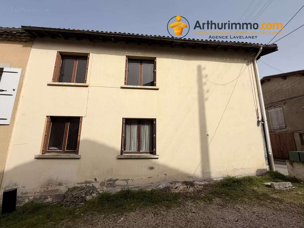 Maison à VILLENEUVE-D'OLMES