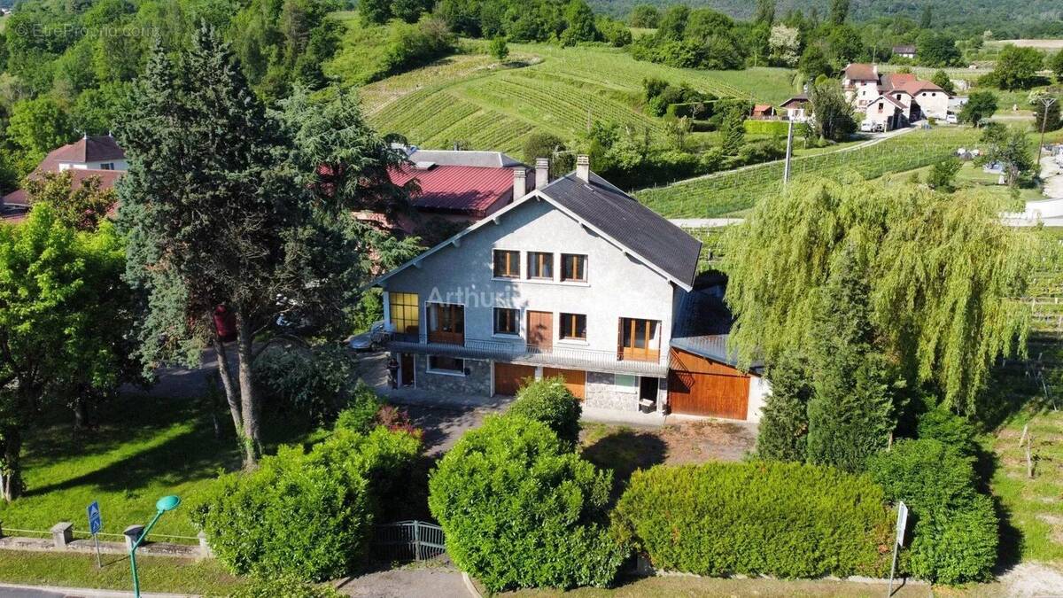 Maison à ARBIN
