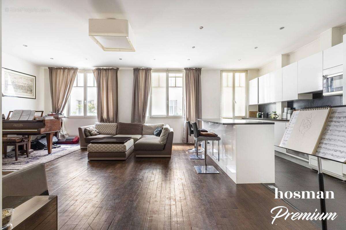 Appartement à PARIS-16E