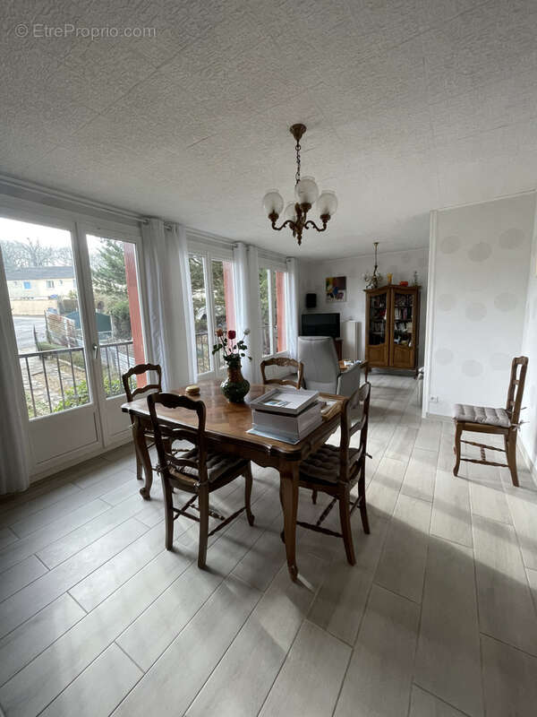 Maison à FRENEUSE