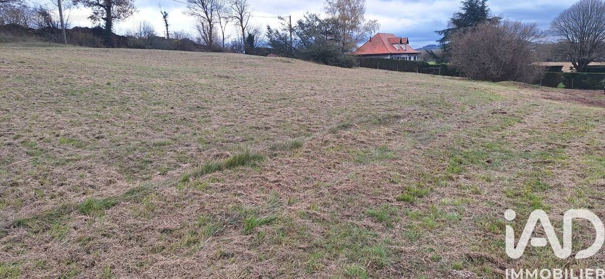 Photo 1 - Terrain à ROUSSENNAC