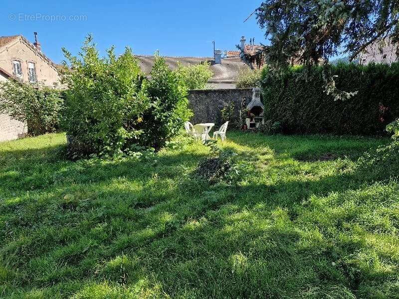 Maison à REMIREMONT
