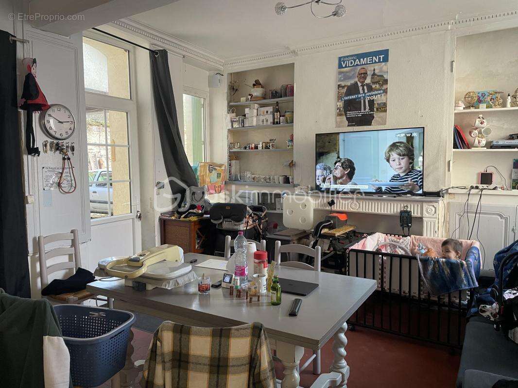 Appartement à VILLENEUVE-SUR-YONNE