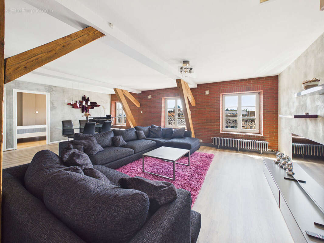 Duplex de 103.80 m² carrez en vente boulevard Clemenceau - photo 7