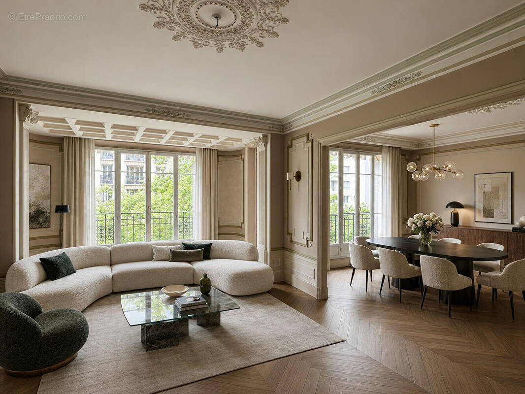 Appartement à PARIS-16E