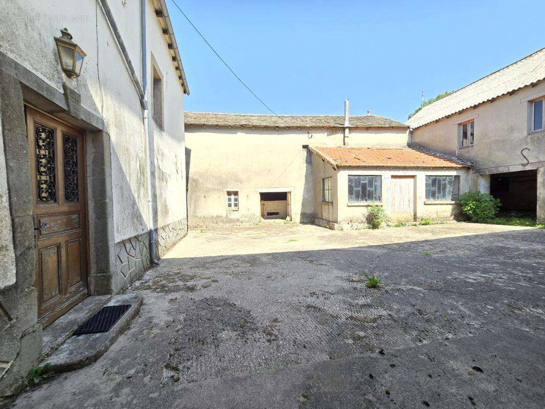 Maison à DURENQUE
