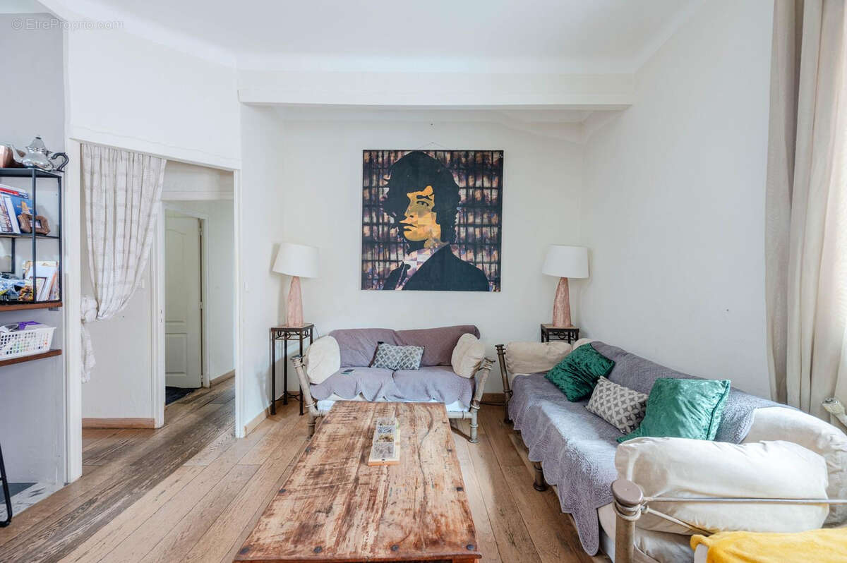 Maison à MARSEILLE-4E