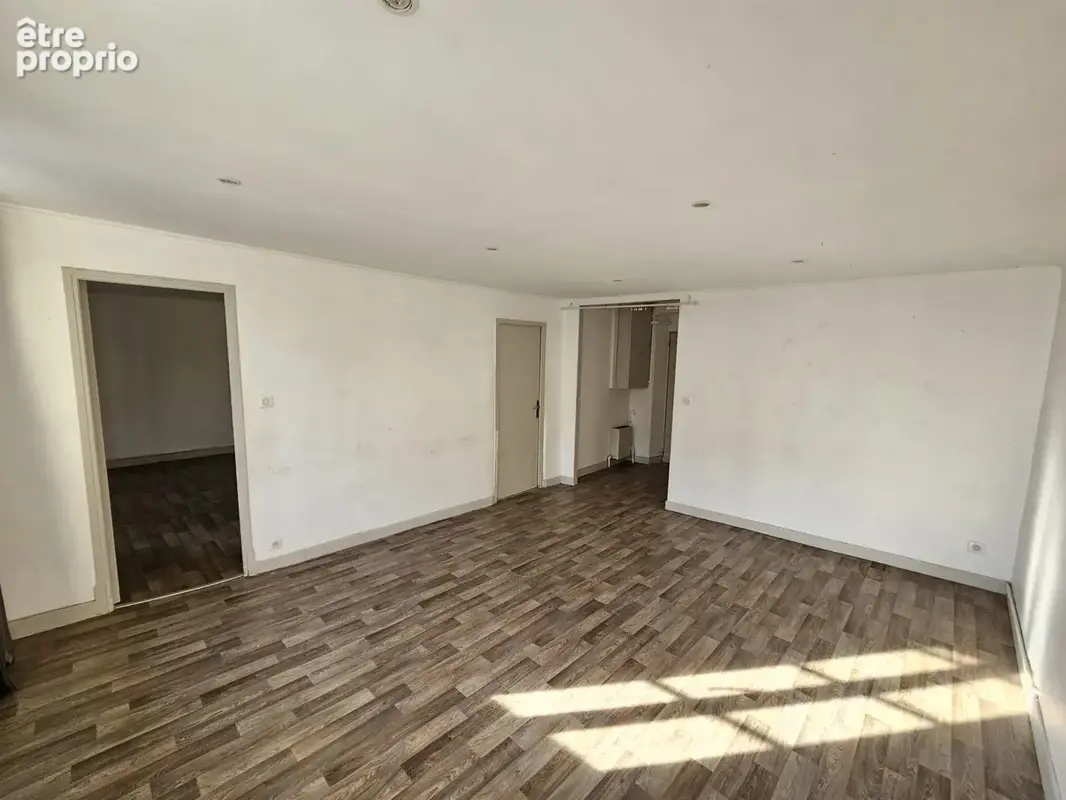 Appartement 4/5 pièces - Place Saint-François - photo 9