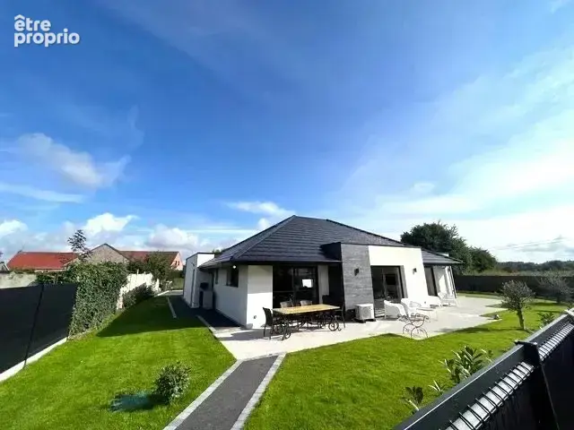 Photo Maison à Bauvin au prix de 650 000€